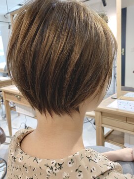 サードバイローラン(THiRD by ROULAND) 大人っぽかわいい美人ショート