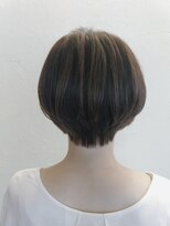 フラワーズビィーオーディー(FLOWERS BOD)&nbsp;ハイライトで作るメリハリハンサムショート