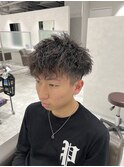 前下がりツイストスパイラルパーマ