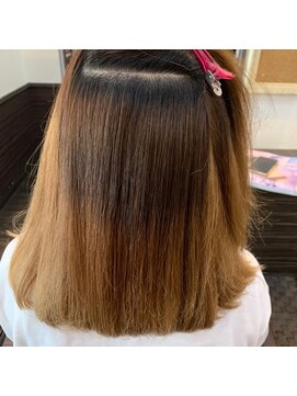 ヴィオラスバイポッシュ ギンザ(Violus by Posh GINZA) 絹髪矯正by髪質改善