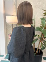 ノエ(noe) 切りっぱなしロブ×オリーブベージュ