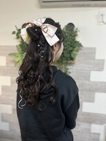 ロカット サロン(Roquat Salon)&nbsp;卒業式ハーフアップアレンジ【ヘアセット /立川/国分寺/袴着付】