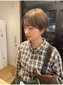 ハイトーンショートボブ