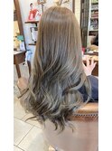 ロングレイヤー×オリーブベージュ