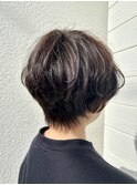 くせ毛を活かしたショートボブ