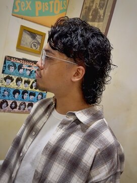 グルーマーズトウキョウ(GROOMER/S TOKYO) men's/メンズ/リバースセンターパート/サーフカール/神保町/眉毛