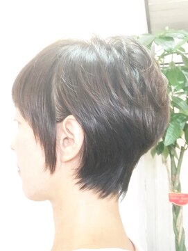 トランス(hair esthetics salon trans) ショート