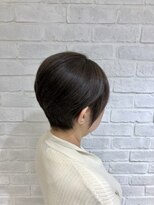 コム(com by neolive)&nbsp;美しいフォルムが魅力 大人ショート