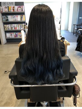 ヘアーメイク アディクト(HAIR MAKE addict) ブラックブルー hair make addict 町田 有理佳