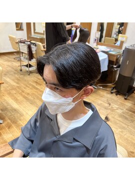 エクリ 麻布十番(equri) ニュアンスパーマセンターパート