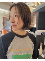 ムク(MUKU) 切りっぱなしに顔まわりレイヤー