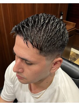 ヒロギンザ 新橋日比谷口店(HIRO GINZA) スキンフェードショート