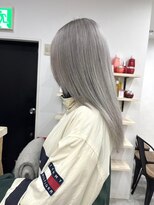 ジゼル(gisele)&nbsp;(堀江)ホワイトシルバー