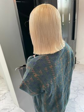 ディーン 豊橋(DEAN) ハイトーンカラー　ダブルカラー　ブリーチ