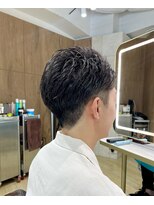 ヘアーサロン タカヒロ(Hair Salon TAKAHIRO) アップバングショート