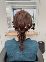 短い髪の編みおろしヘア【清板】