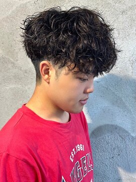 ニアウ 伊勢崎連取店(Niau) ツイストスパイラルパーマシャドウパーマ波巻きスパイラルパーマ