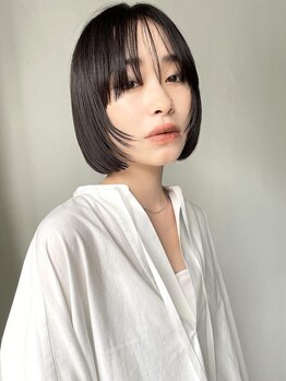 オムズ(OM's)の写真/【栄/大須/矢場町7分】ショートやボブはOM's!丸み/毛束感をコントロールする洗練デザイン[レイヤー/パーマ]