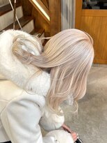 マニア(mania.)&nbsp;ホワイトミルクティーベージュハイトーントリプルカラーブリーチ