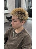 スパイキーショート/ブロンド/ブリーチカラー/フェザー