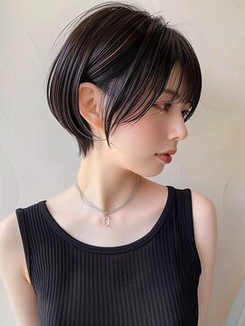 クラン 岡本(Chlan) 耳掛けショートヘア　ひし形くびれショート