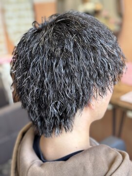 エイトオーミヤ 大宮店(EIGHT omiya) 縦落ちツイストパーマ