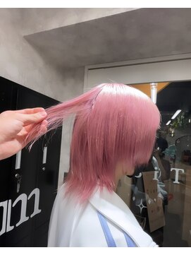 ワンズクロエ 原宿店(ONE's Chloe) くびれヘアアプリコットオレンジハイライトカラーブルーカラー