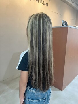 エピックバイファン 竹ノ塚(epc by F.U.N) HanaのYURIちゃん風ハイライト