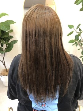 オトモイ(otomoi.) グレージュカラー