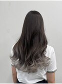 グレージュ×グラデーション
