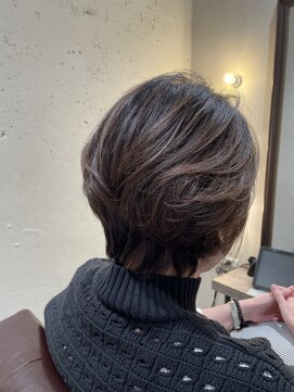 ミリ 千歳烏山(Mili CARE&SPA) クセを生かした、美人ショートボブ