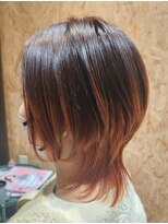 ミューテ(Mu-te)&nbsp;ダブルカラーとウルフスタイル