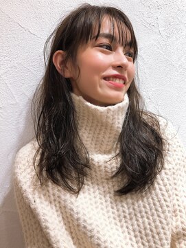 クオーレ(CUORE) 大人かわいいゆるカール愛され髪×ラテカラー