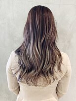 アイティー バイ アルバム 中野店(IT by ALBUM) コントラスバレイヤージュ_フォギーベージュ耳かけ_ba290421