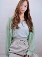 【パーマで叶える愛されフェミニンスタイル】