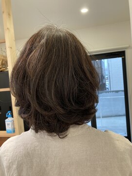 ムニノ(munino) ふんわりマッシュミディアム