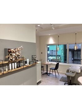 《コロナ対策実施中◎》女性スタイリスト1人のみの、関内にひっそりと佇むプライベートサロン＊