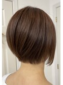 ショートボブ