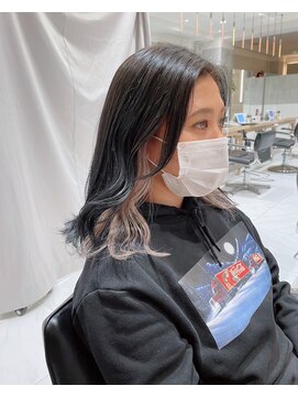 ガリカ(Gallica kinshicho) 大人かわいいフェザーバングホワイトインナーカラー10代20代30代