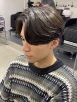 ニュアンスパーマセンターパートコンマヘアツーブロック
