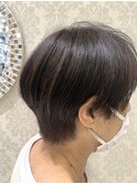 ショートボブ