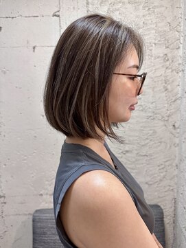 ペネロープ(Penelope) 新宿/ショートボブ/コントラストハイライト/グレージュ