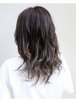 トータルビューティーサロン トップスタイル アッシュグラデーション