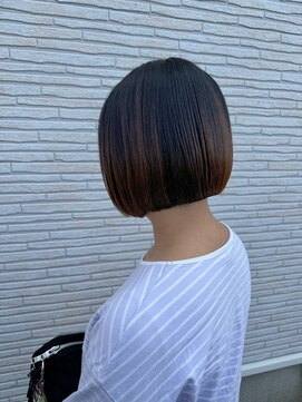 美容室 フォーリア Foglia あごラインボブ