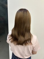 アチーブリス(achieve Liss)&nbsp;大人可愛いナチュラルウェーブロングスタイルくびれ巻き20代30代