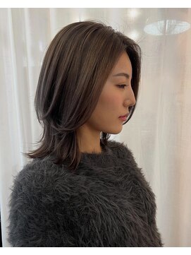 ヌニル(nunill) 外ハネミディアム