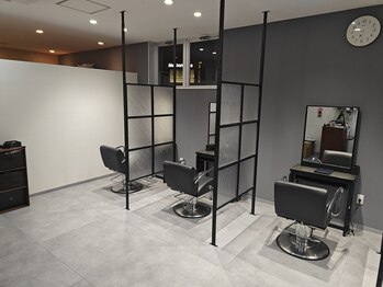 HairPosition “rev”（旧：HAIR Position 泉店 【ヘアポジション】）