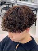 波巻きスパイラルパーマメンズマッシュツイストスパイラルパーマ