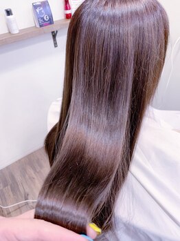 グリッド(GRID)の写真/コラーゲン使用でダメージレス◎潤い、艶、触り心地やわらかな自然で美しい自分史上最高の美髪が叶う。