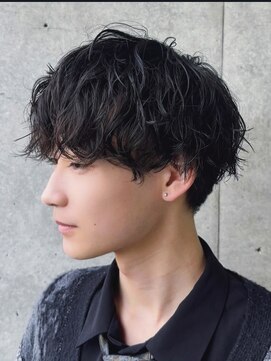 トゥイン 八王子(TWIN) メンズ波巻きツイストスパイラルパーマツーブロック八王子